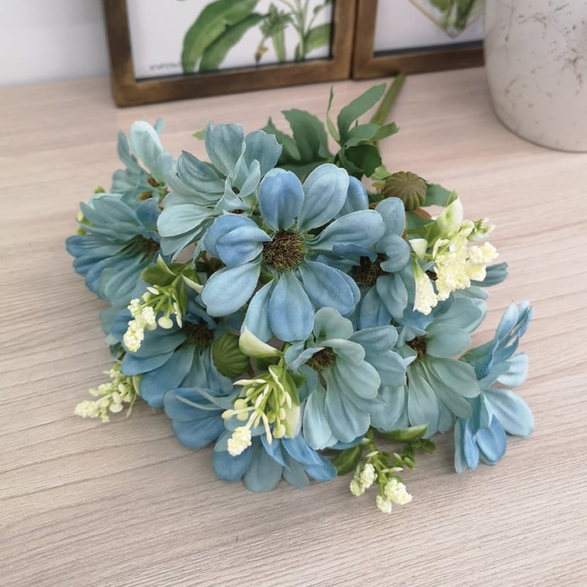 Искусственные цветы в Краснодаре | Цветы искусственные «Ромашки с бутонами», голубые, букет