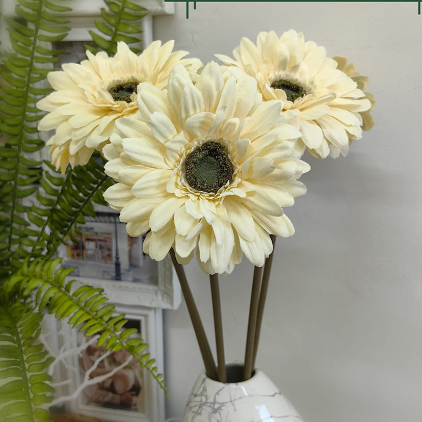 Искусственные цветы в Краснодаре | Цветок искусственный «Гербера», молочно-персиковая, одиночный