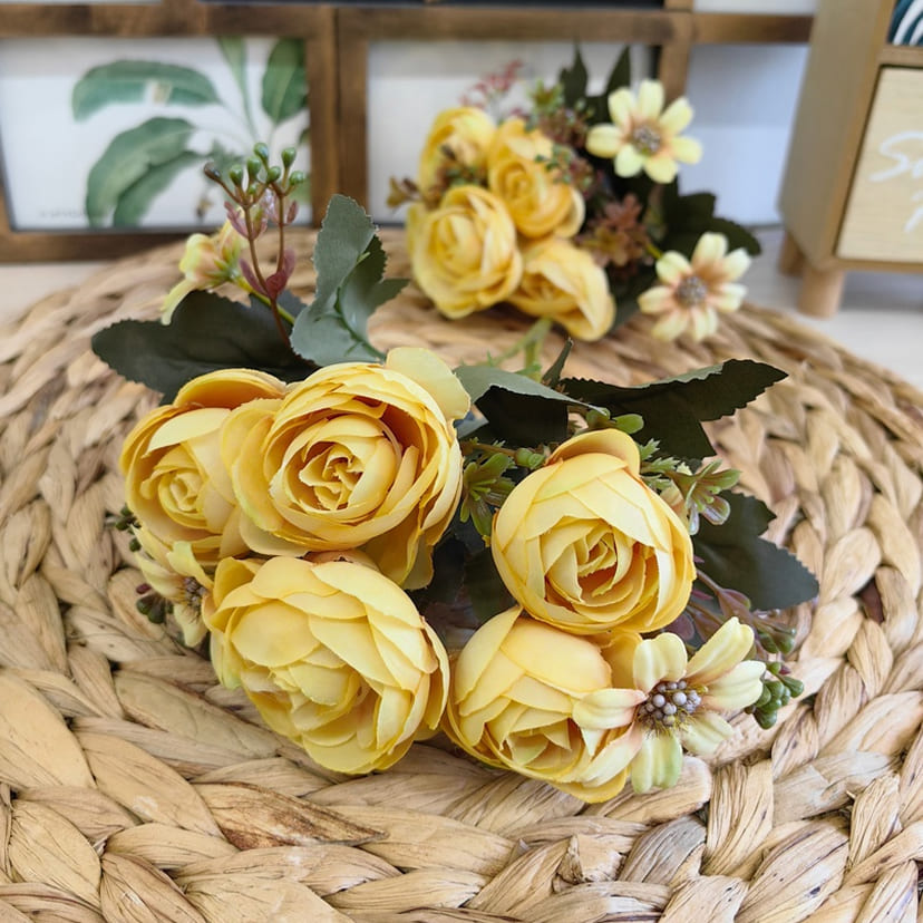 Искусственные цветы в Краснодаре | Цветы искусственные «Камелии с мелкоцветом», желтые, букет
